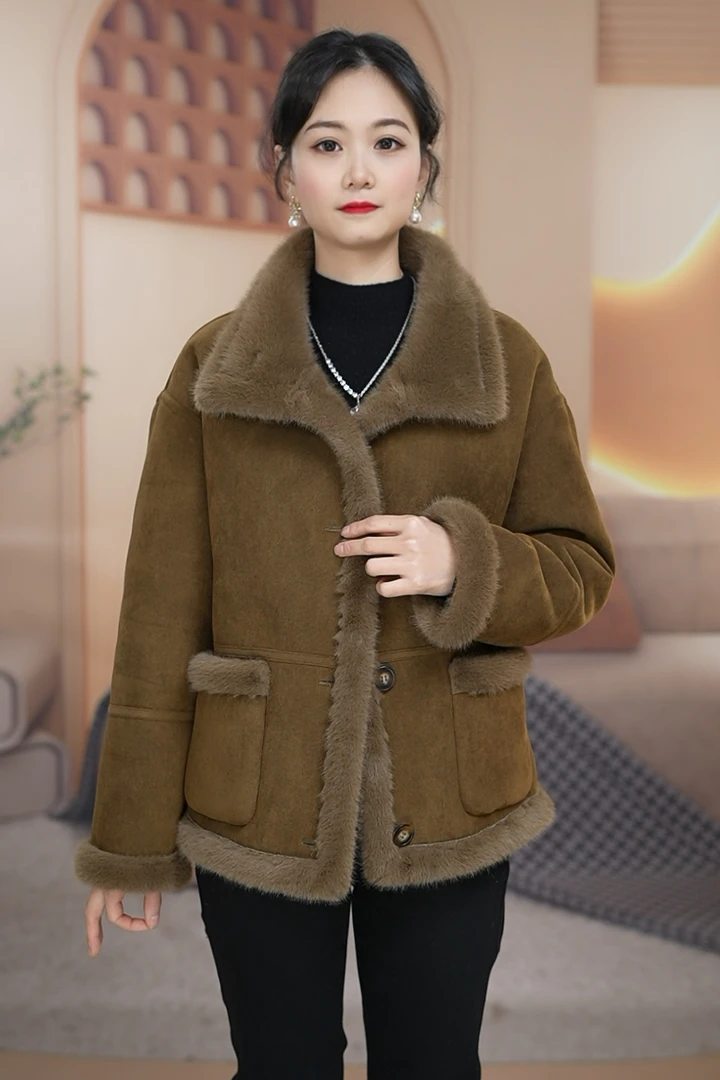 【衣品沫尔】双面双穿海宁颗粒绒皮毛一体套女短款保暖时尚加厚冬季