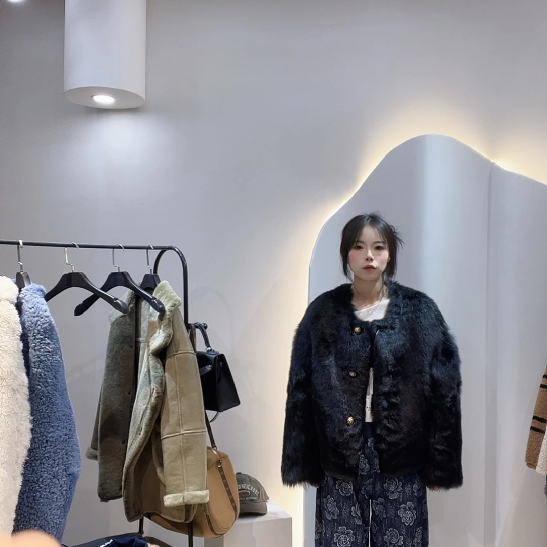 真皮皮毛一体外套222-3353-120斤内