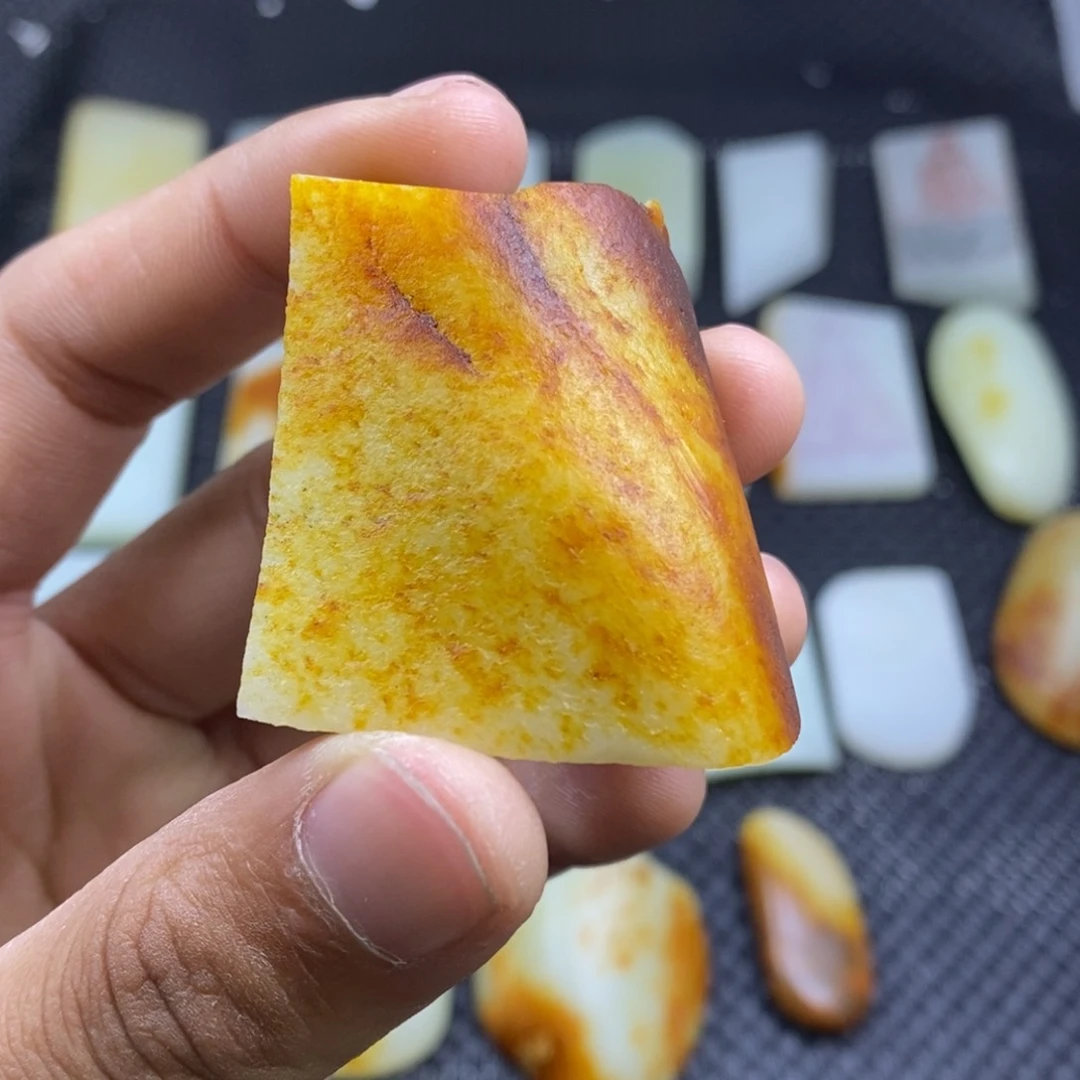 勇手工艺精品雕刻