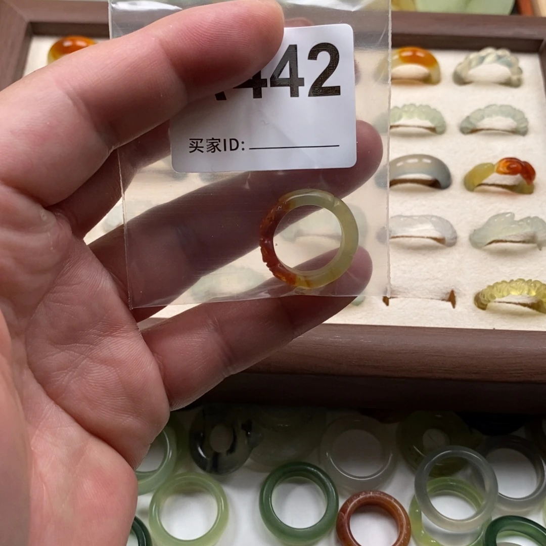 雷***强蛇纹石玉未镶嵌戒指戒指