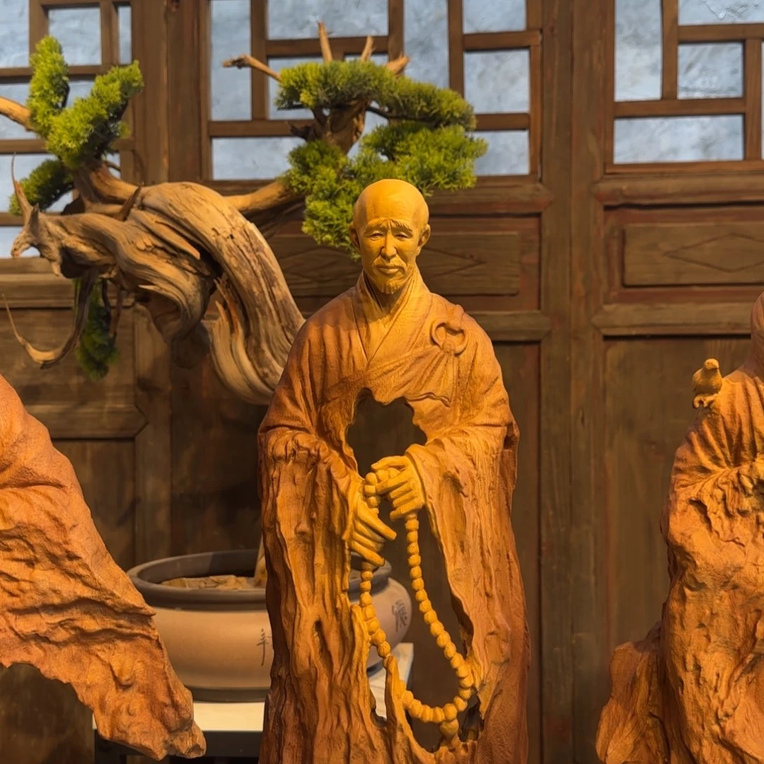 东***隼香榧木弘一法师香樟木50公分