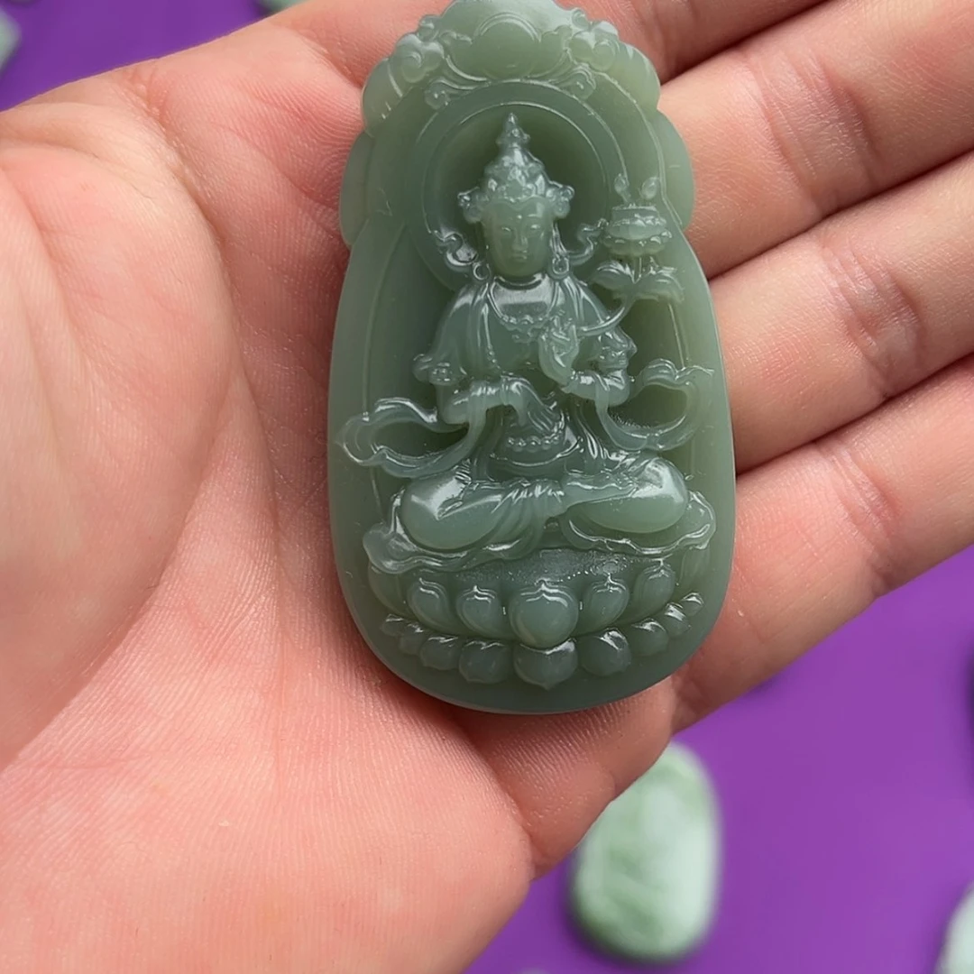 【闪购商品】颈饰未镶嵌和田玉