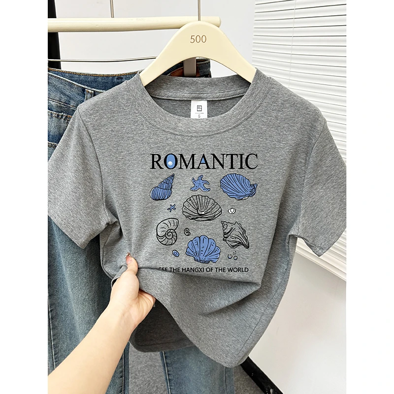 正肩短袖T恤女夏装2025新款小众设计高级感贝壳印花休闲圆领上衣