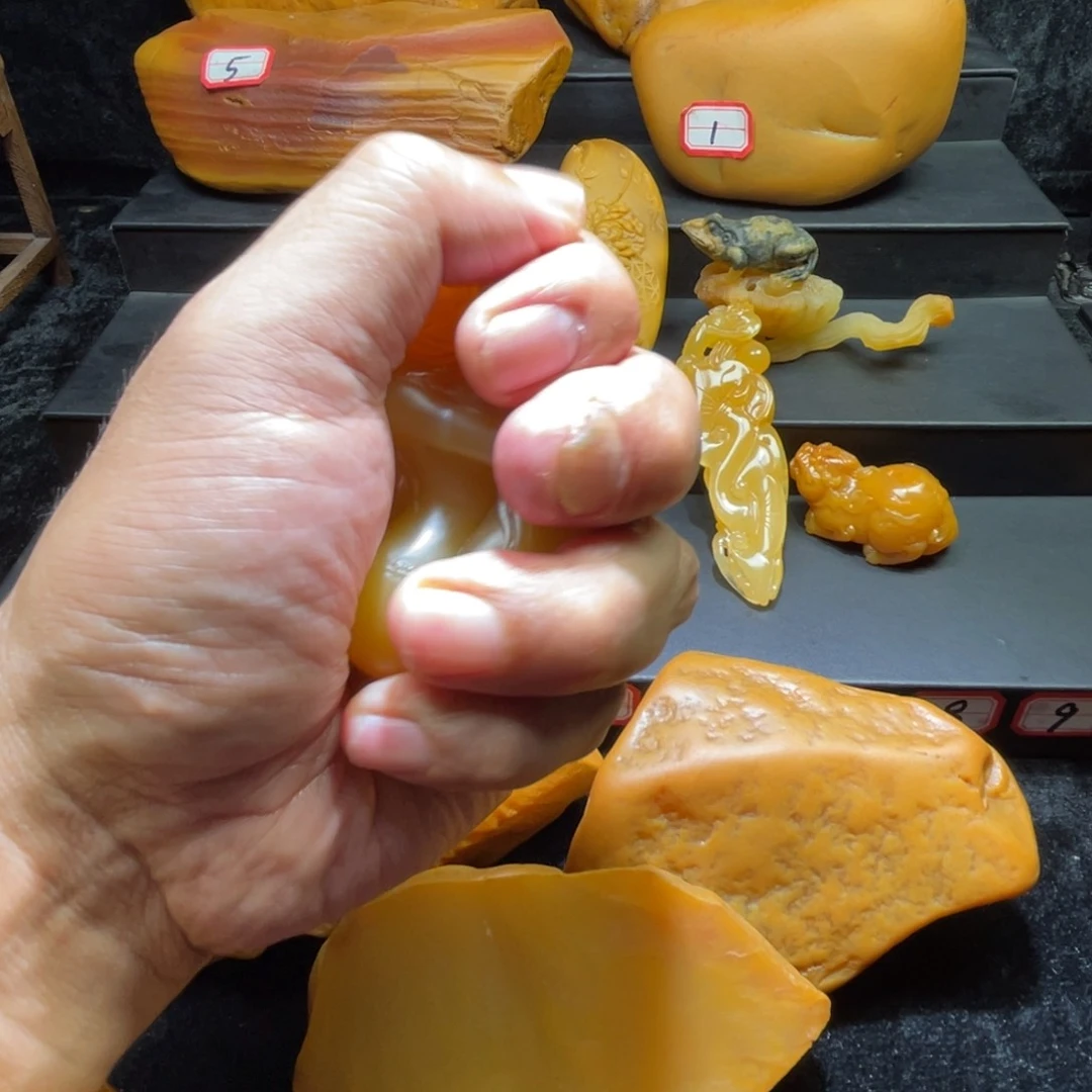 石英石铁合金手把件冰种料鸡油黄