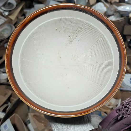 绿泥盘子碗茶壶啥都有