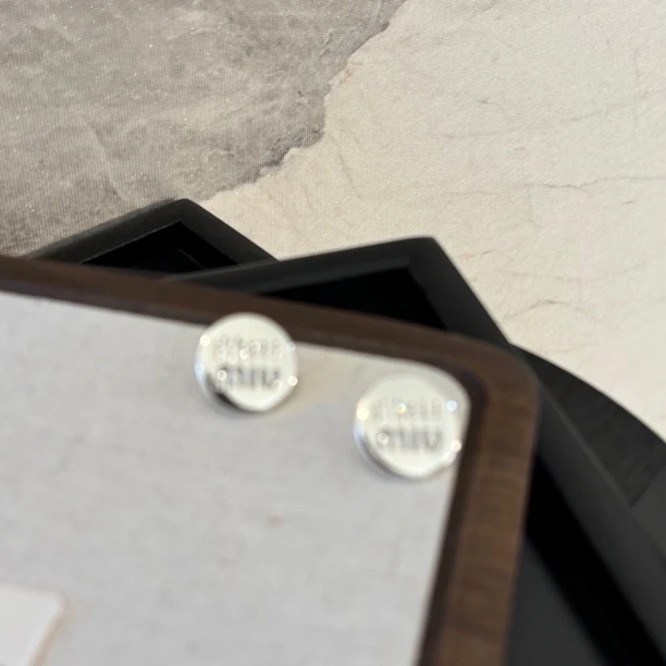 铜合金合成锆石耳饰 圆形字母耳环EH2785