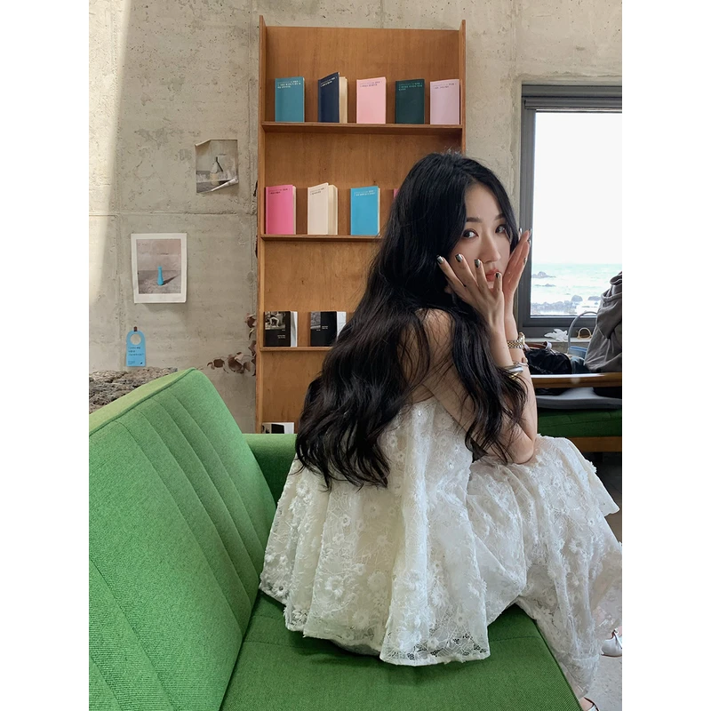 任小艺立体花朵刺绣套装女夏设计感宽松蕾丝吊带高腰长款半身裙子