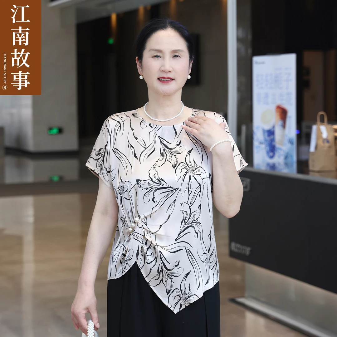 江南故事妈妈装碎花薄款时尚中老年女装洋气百搭夏季印花夏衫