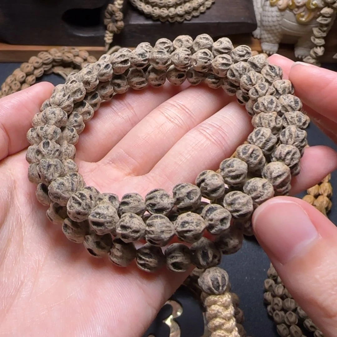 G***y柏香籽/百香籽吊坠