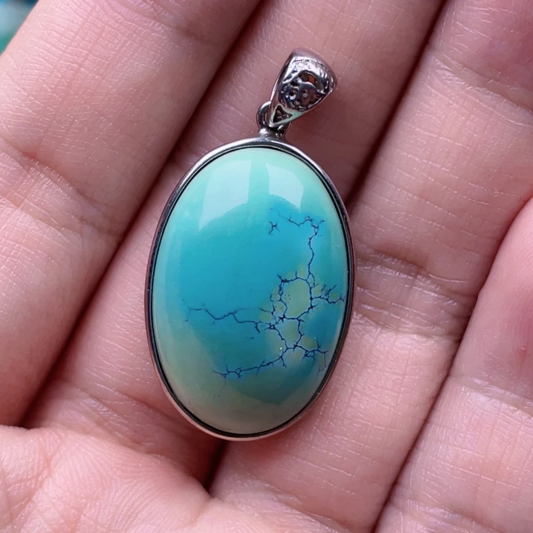 绿松石未镶嵌珠宝奇石19.7x28.5mm