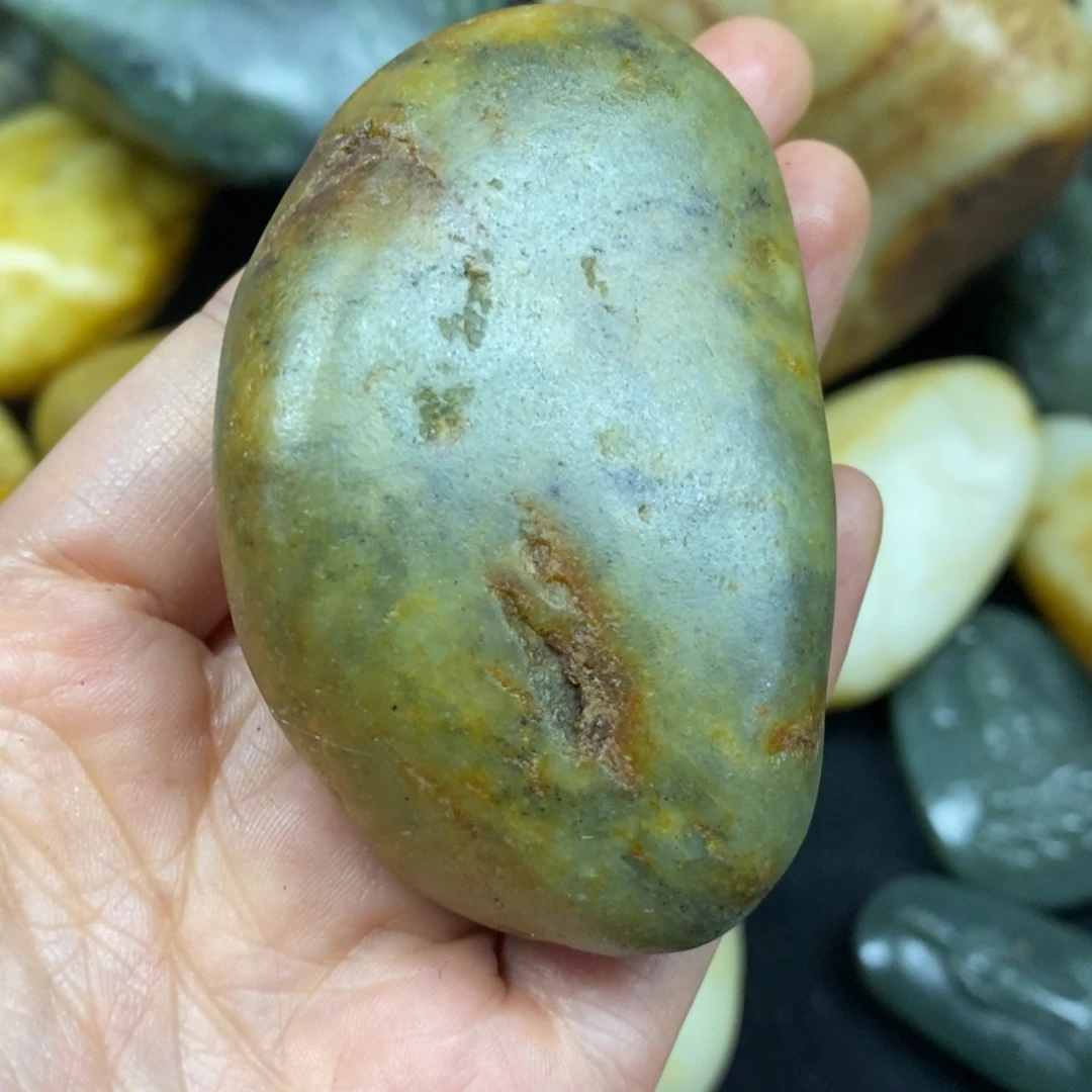 未镶嵌和田玉（糖玉）挂件