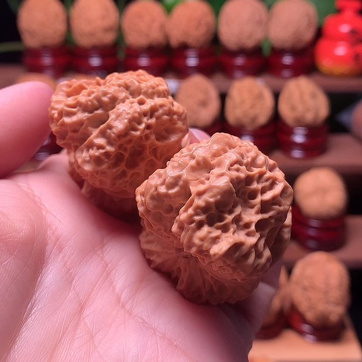 桃核吊坠蚩龙金蟾45尺码
