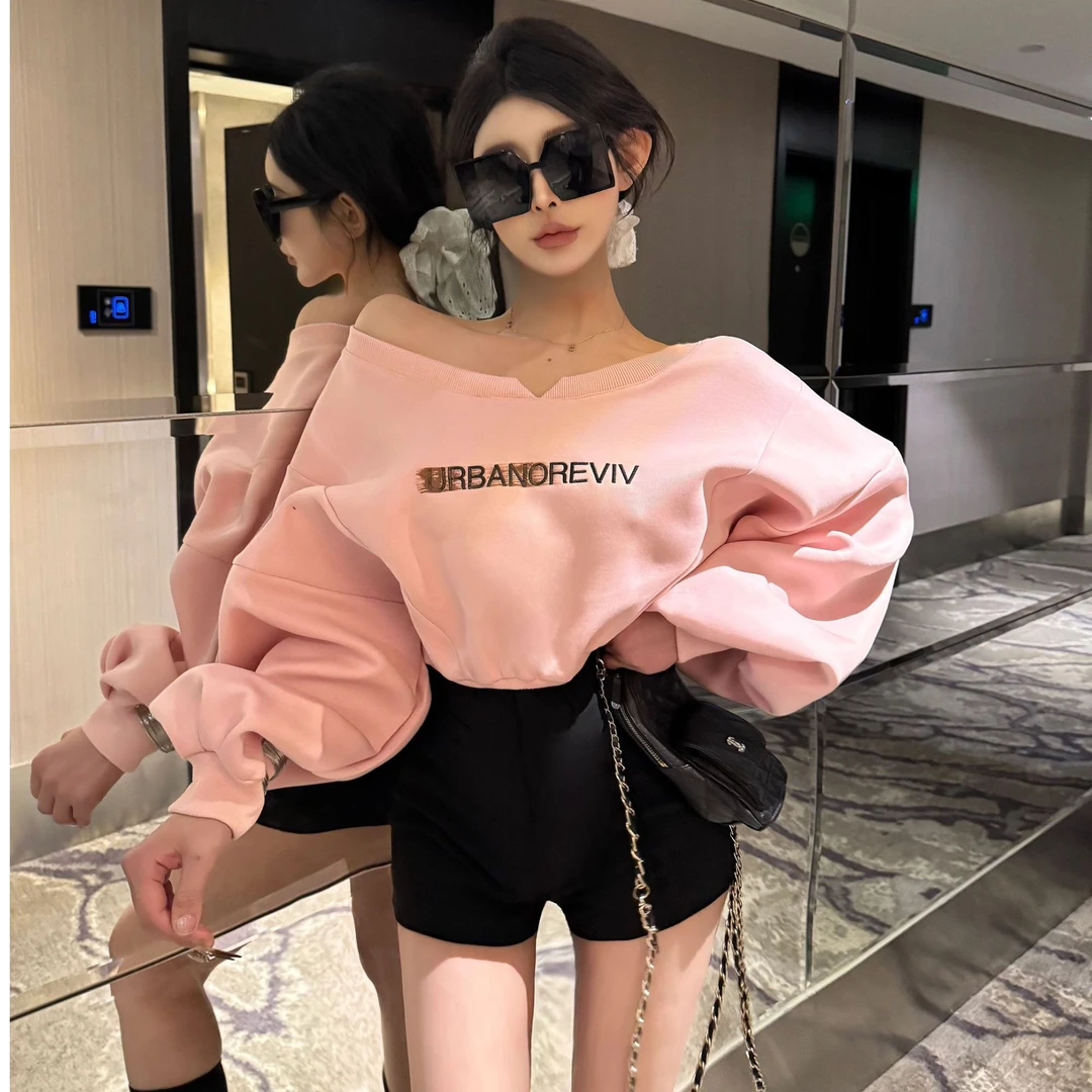 AL SHOP【欲感拿捏】2025春季法式锁骨一字肩短款字母休闲卫衣