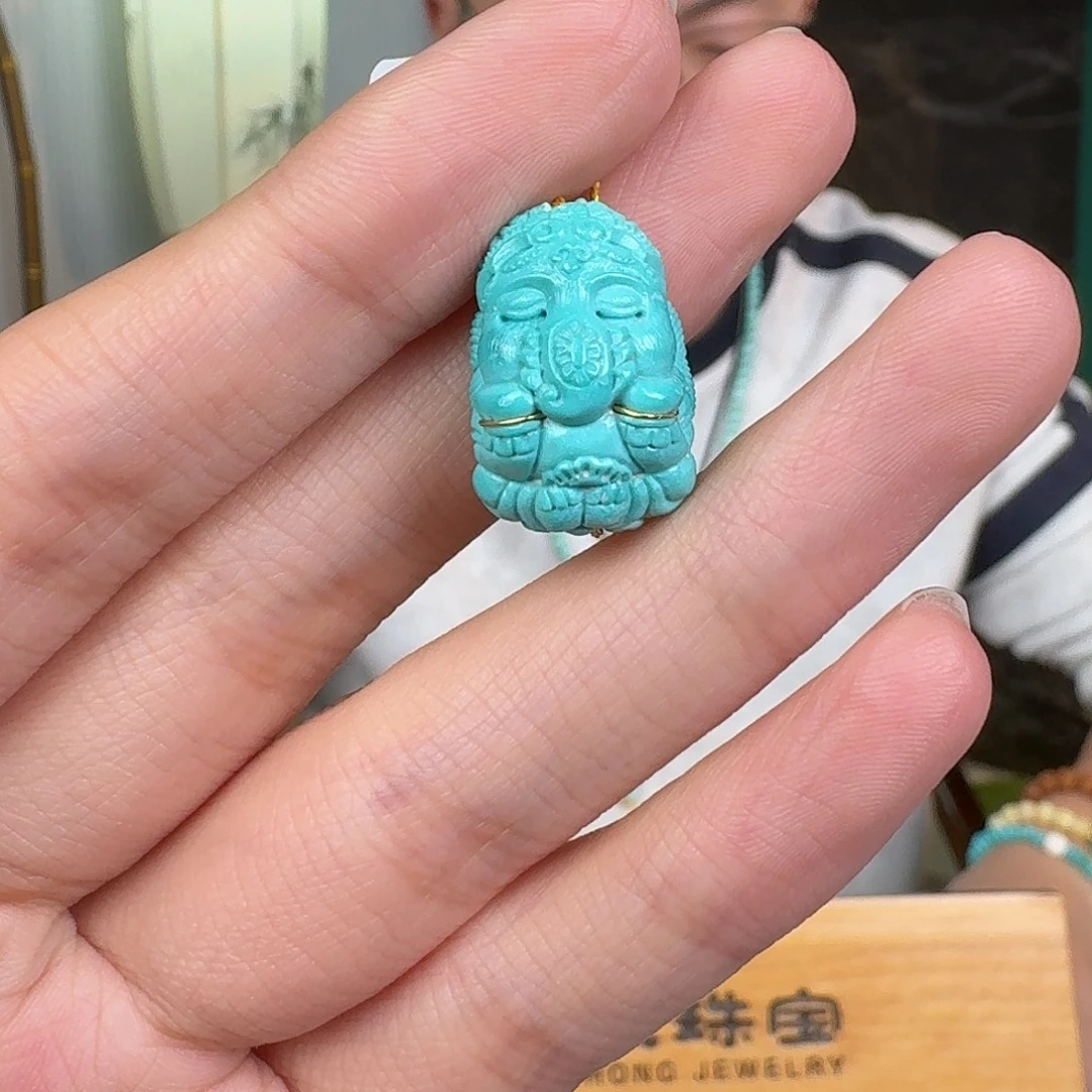 绿松石未镶嵌珠宝奇石