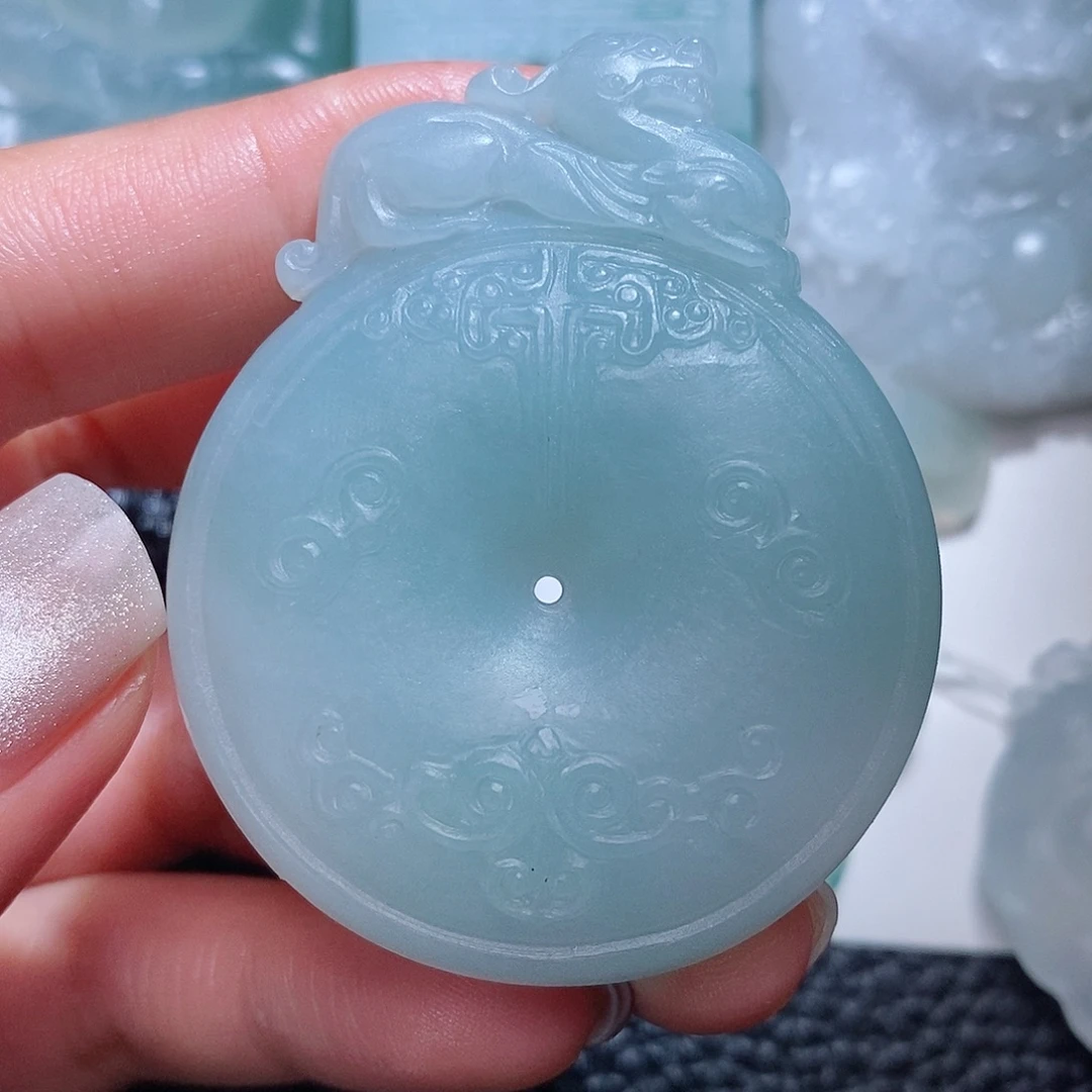 未镶嵌定制翡翠毛货付款后确认抛光