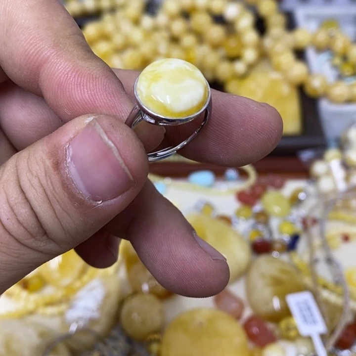 蜜蜡银S925镶嵌裸石戒指