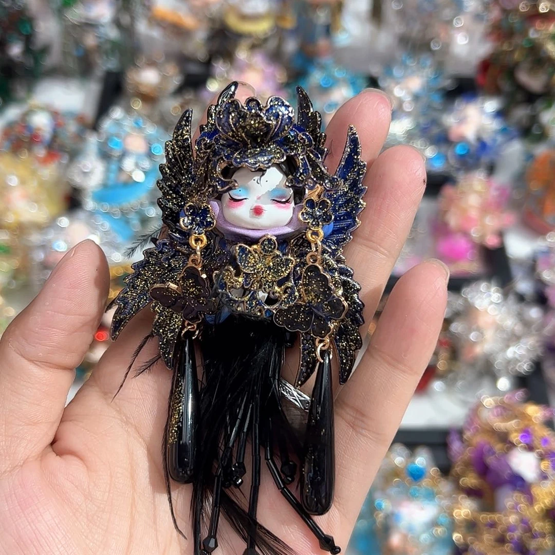 毛绒黑蓝金色改娃