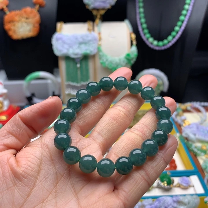 翡翠手链未镶嵌冰蓝水