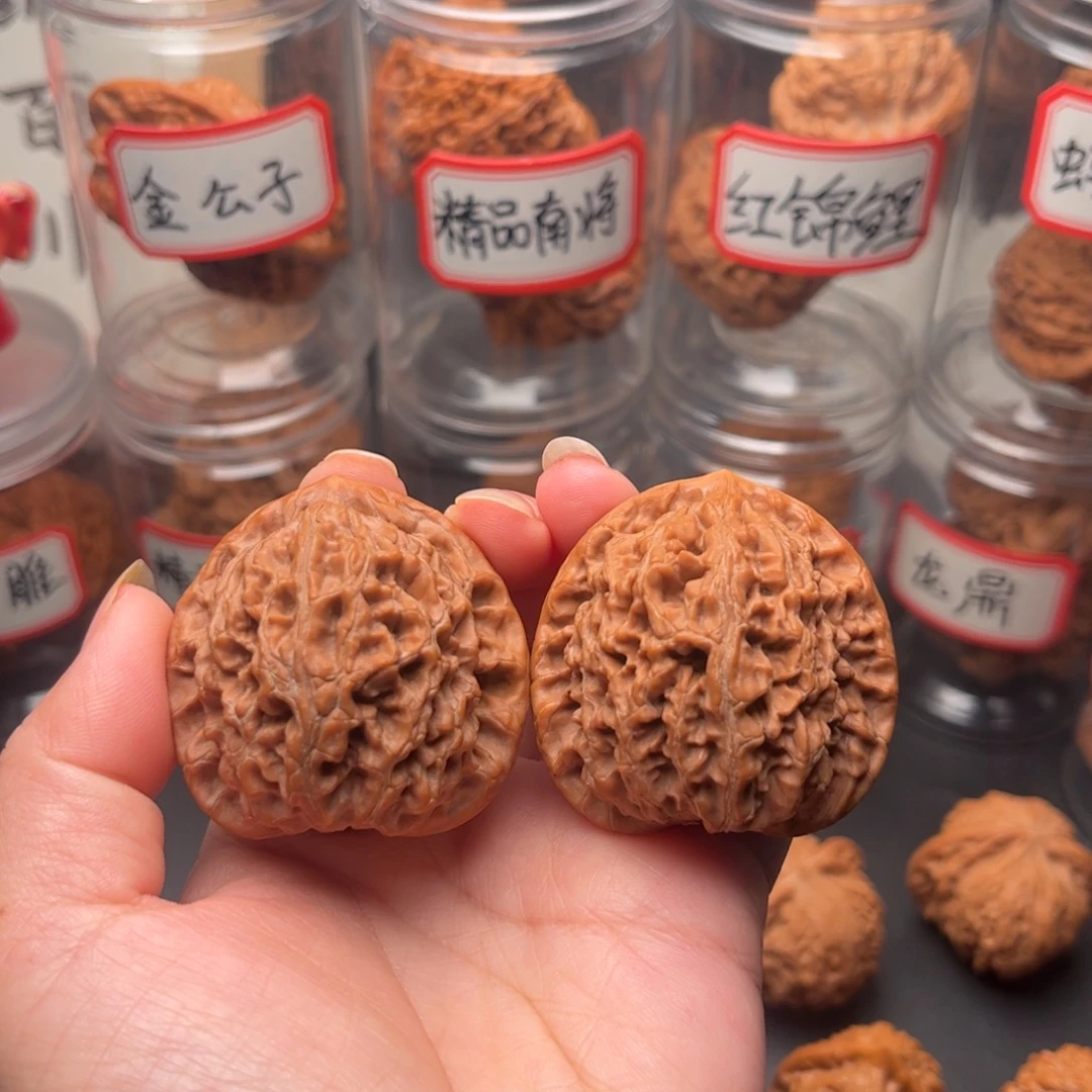 文玩核桃把件44精品水龙纹