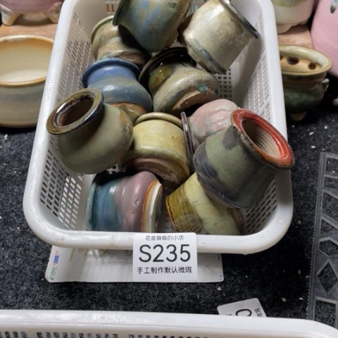 紫砂花盆微瑕235口径3.8左右