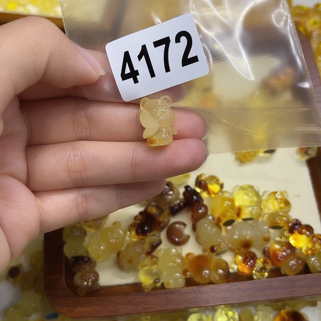 琥珀未镶嵌珠宝奇石