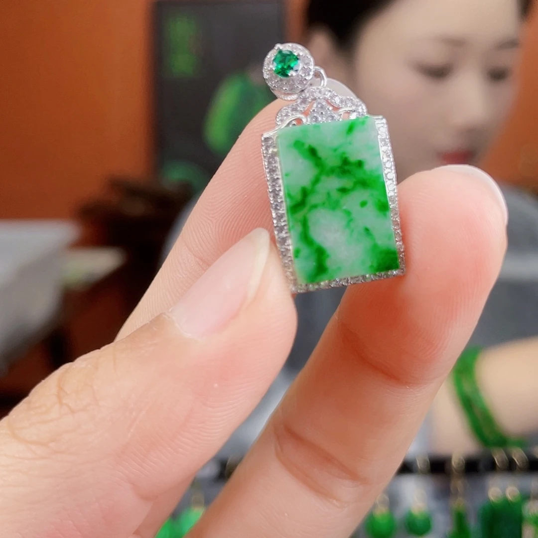 翡翠银S925镶嵌耳饰