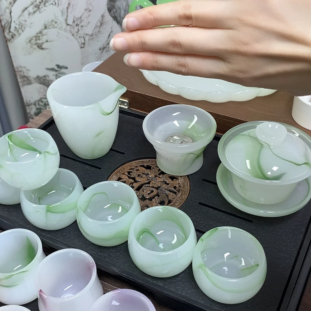 礼盒装飘绿琉璃套装