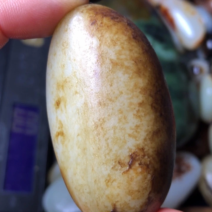 和田玉未镶嵌珠宝奇石