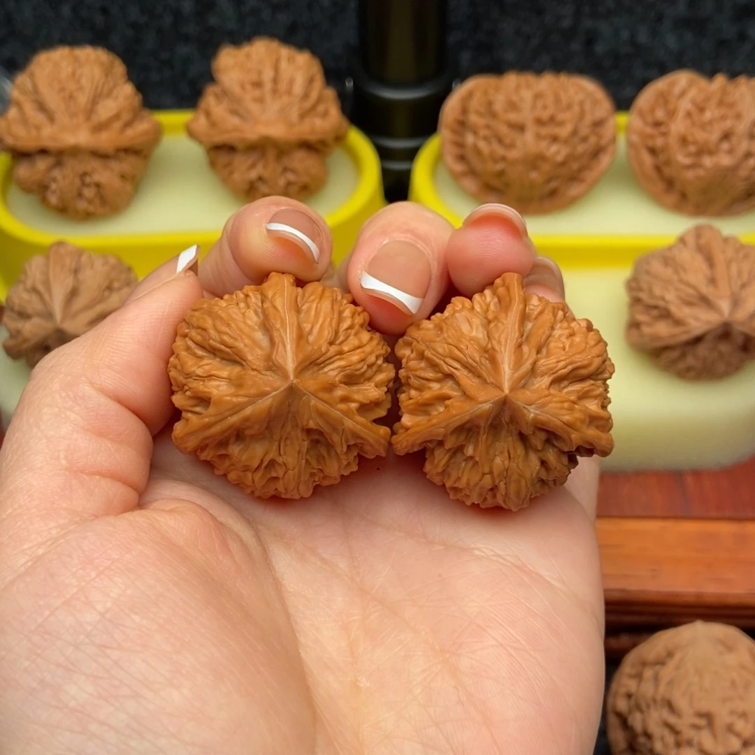 文玩核桃吊坠35文山三棱