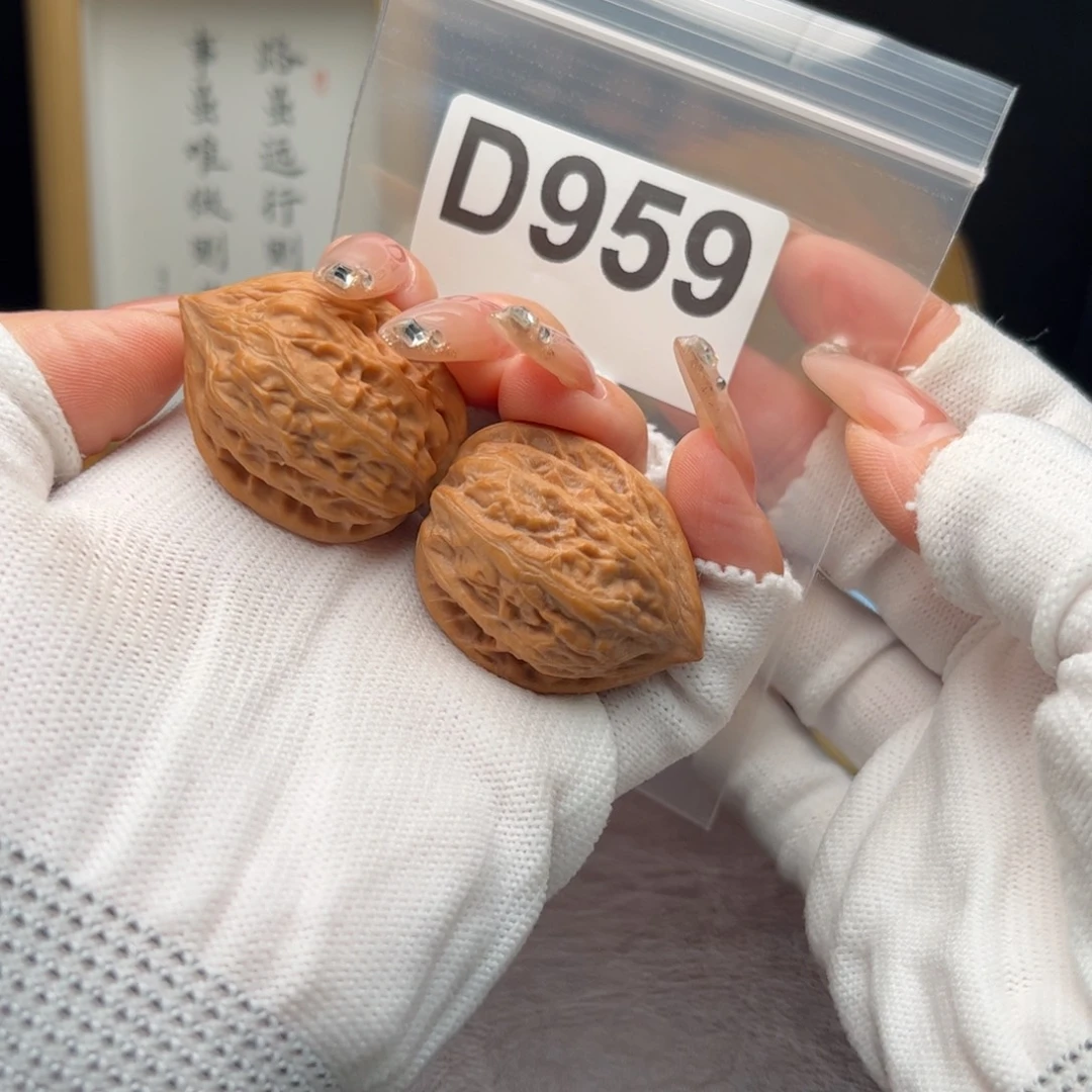 文玩核桃把件30瓷瓶鸭嘴d959