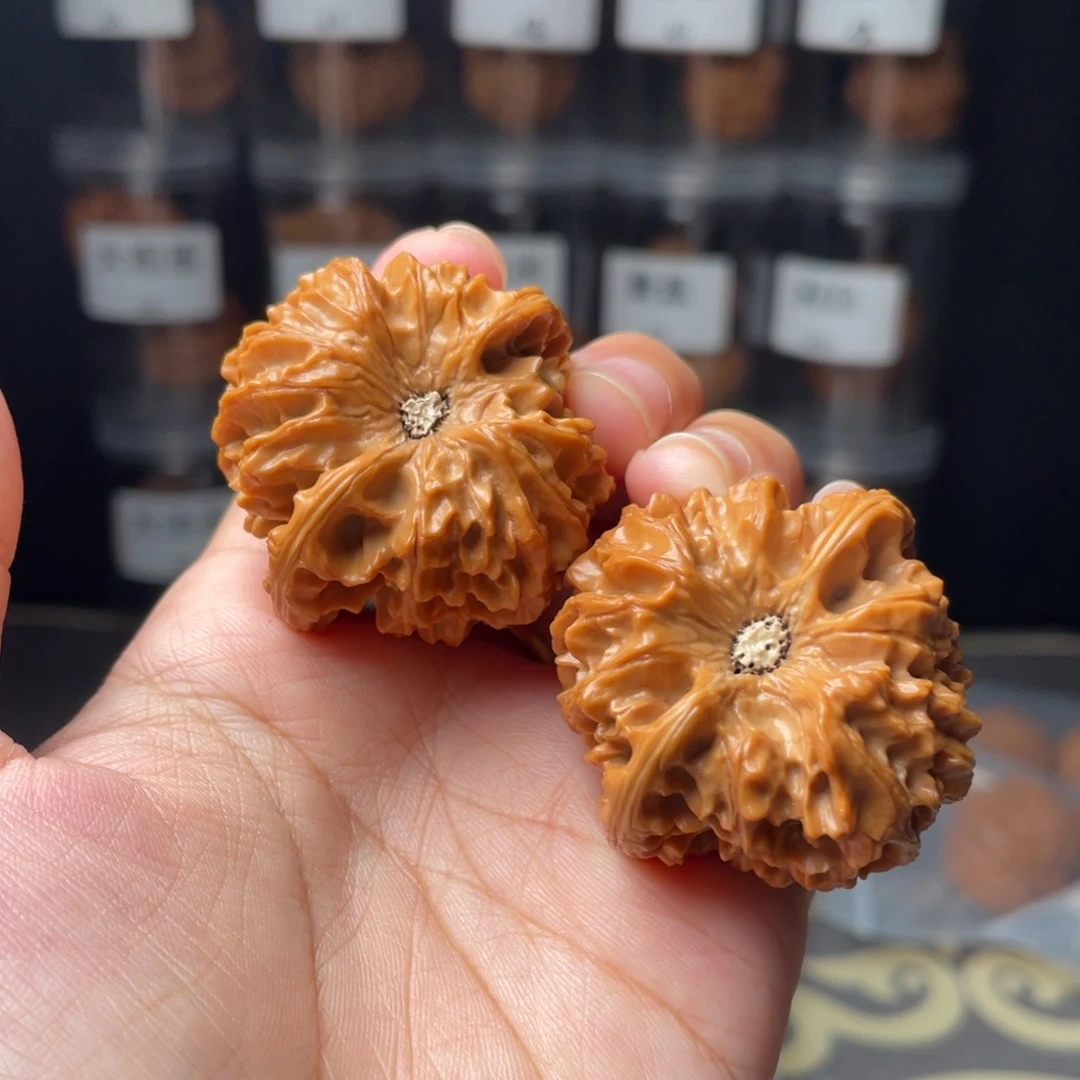 文玩核桃吊坠40龙门涧