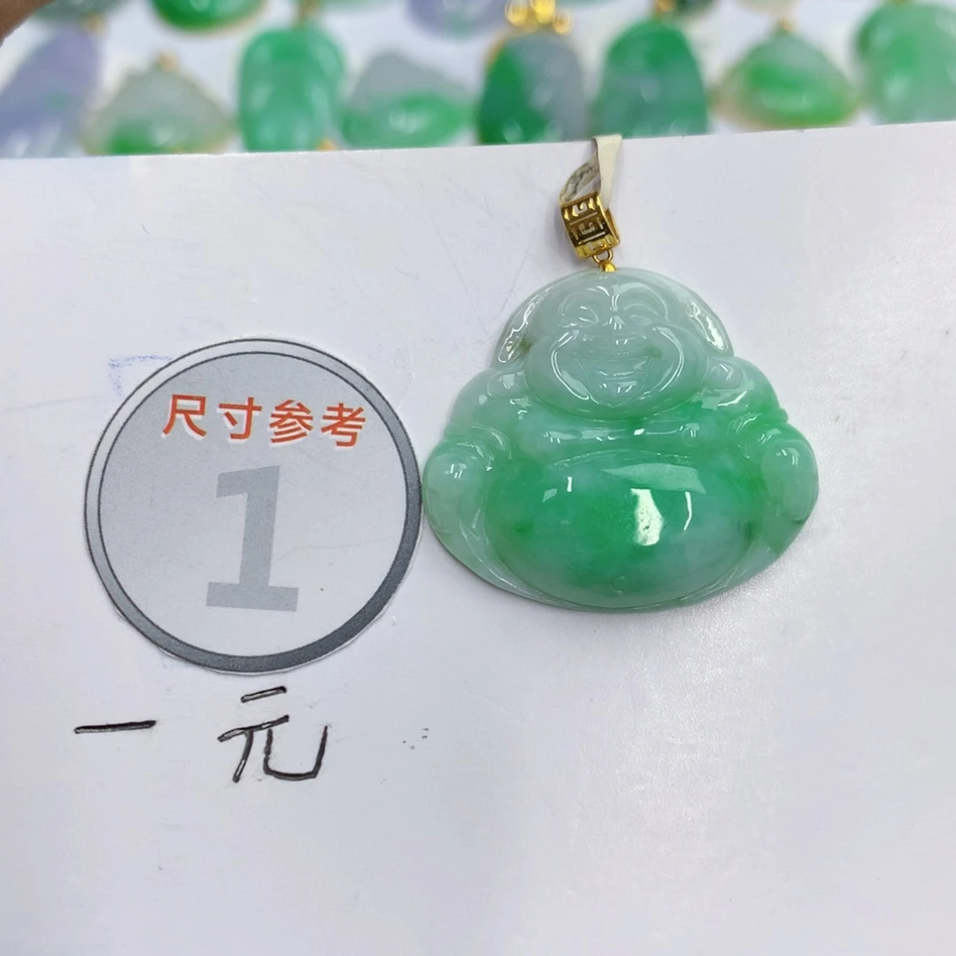 翡翠18K金镶嵌颈饰翡翠