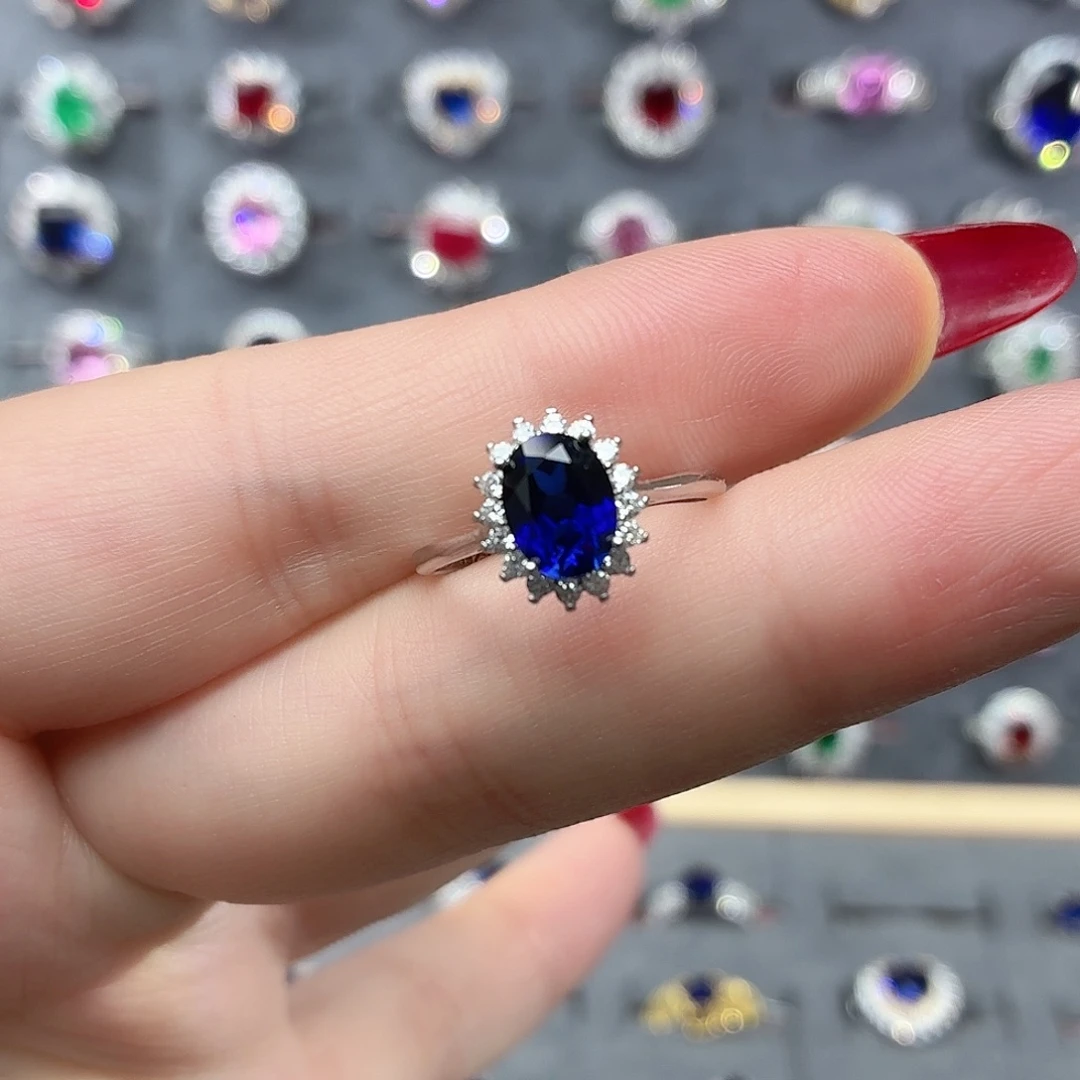 925银培育皇家蓝色宝石