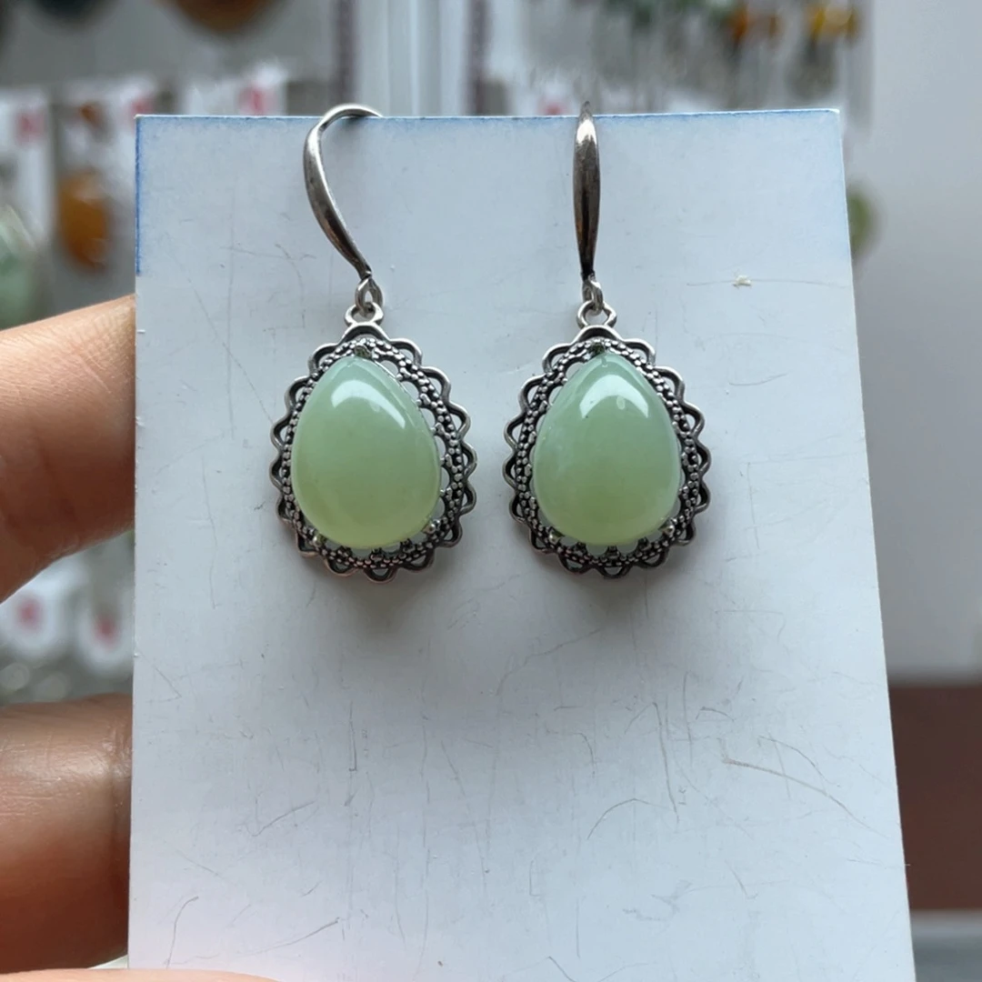 蛇纹石玉耳饰未镶嵌