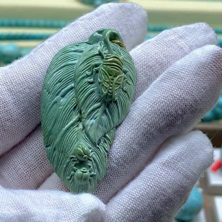 绿松石未镶嵌珠宝奇石