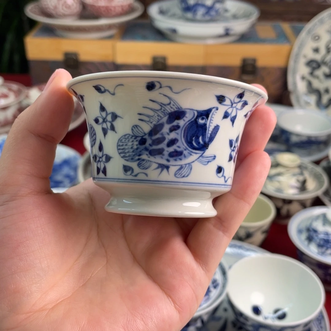 11景德镇青花微瑕鱼藻