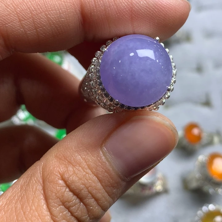 翡翠未镶嵌戒指14*14*6