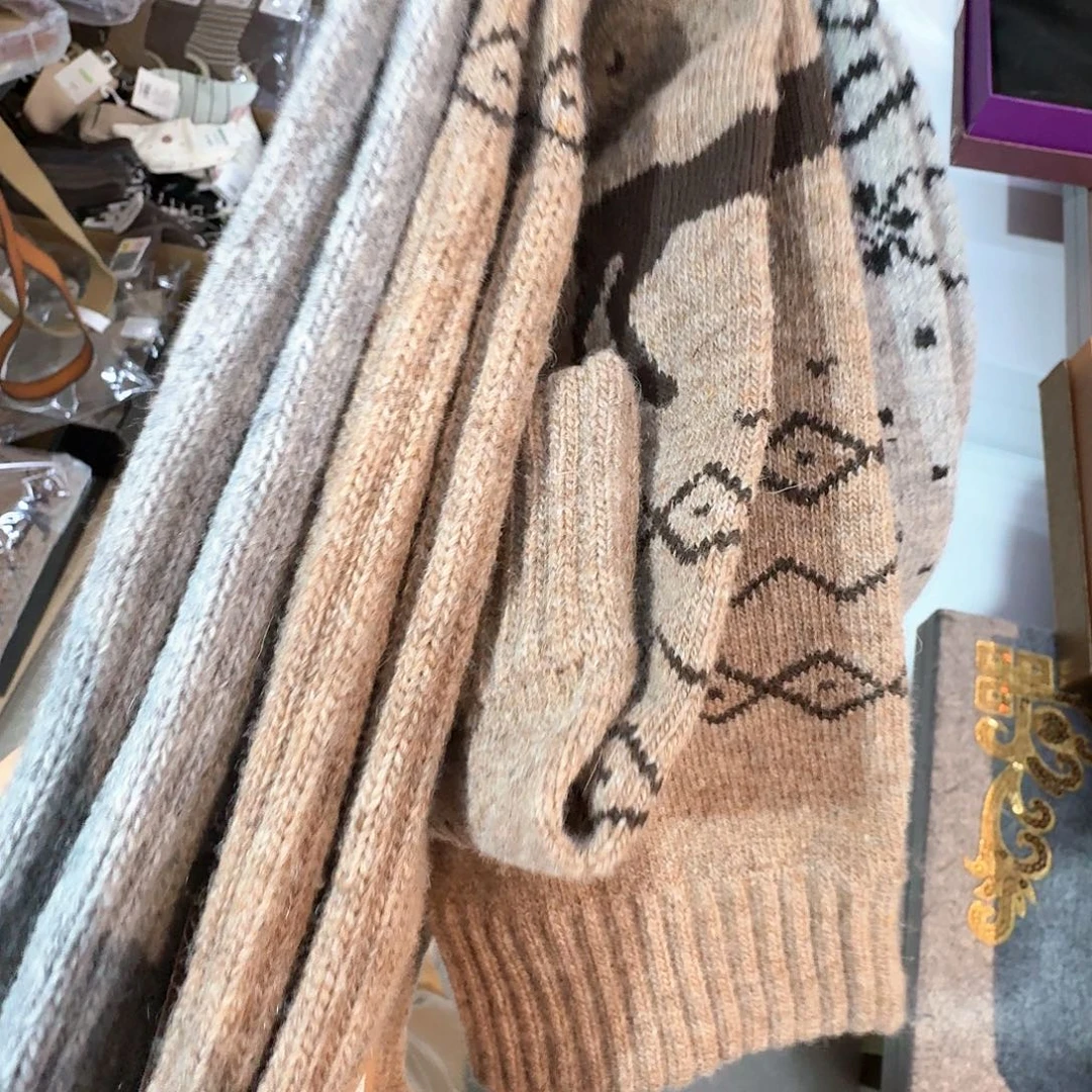 羊剖层皮革2驼绒护膝