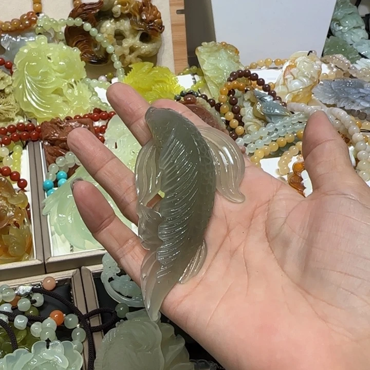 未镶嵌蛇纹石玉吊坠一**善