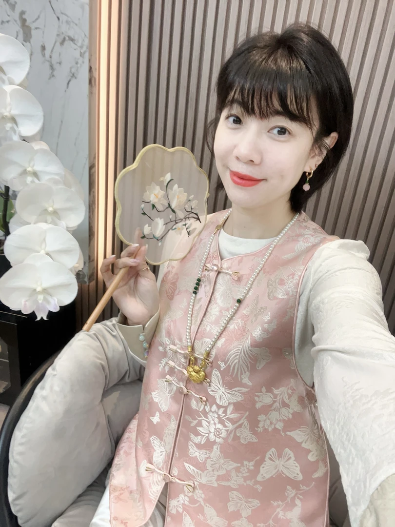 【蝶裳】新中式国风蝴蝶织锦花立体盘扣时尚气质春款马甲