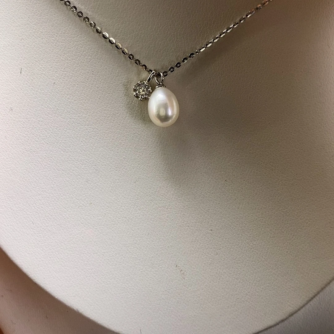 颈饰银S925镶嵌淡水珍珠