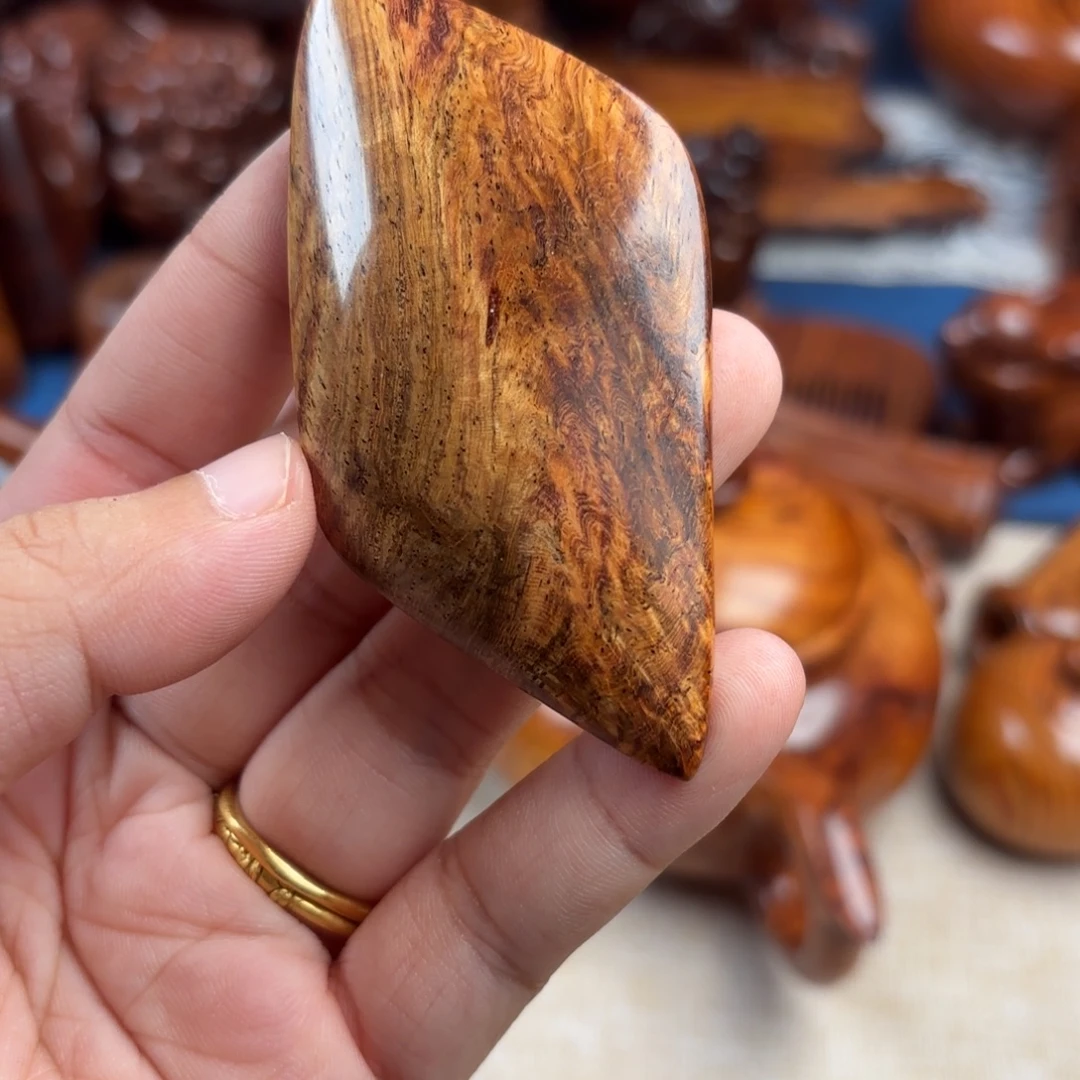 吊坠黄花梨/降香黄檀