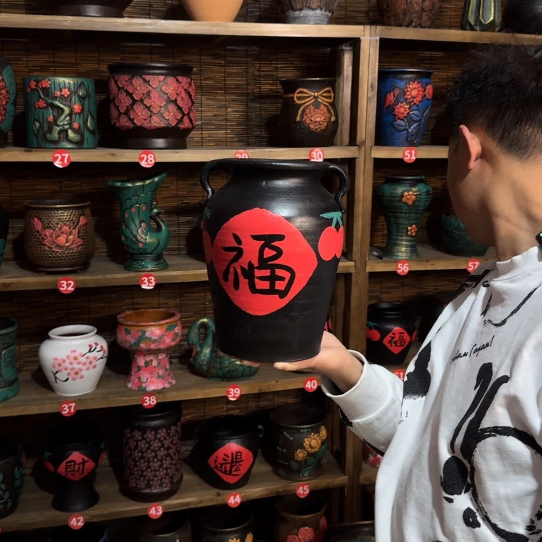 带孔高端浮雕花盆抢抢抢