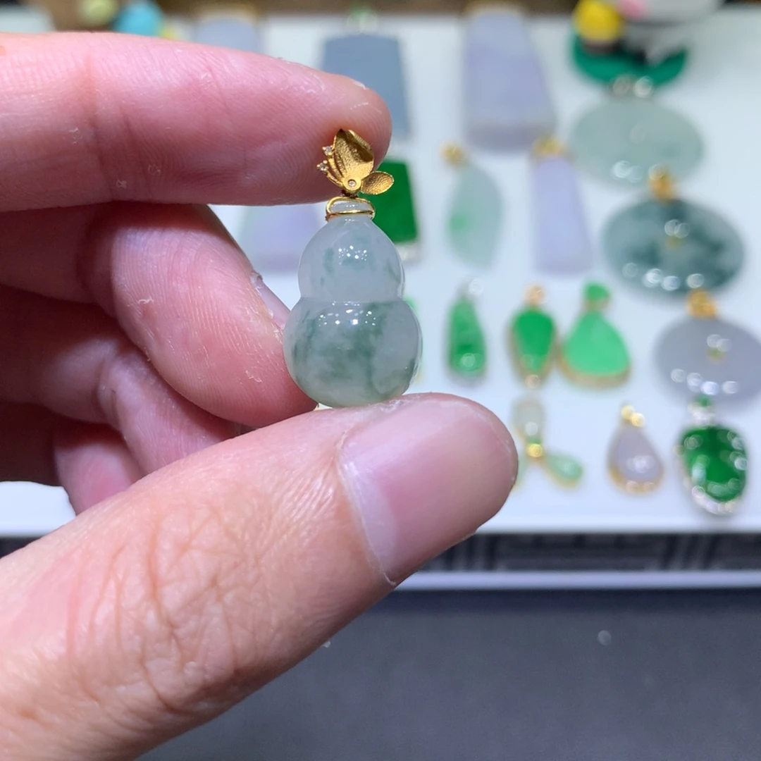 翡翠18K金镶嵌吊坠(不含链)