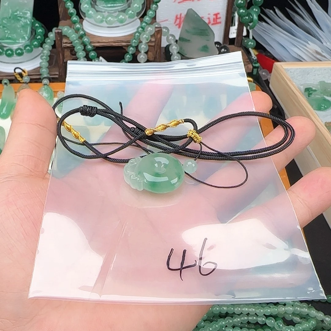 石英质玉颈饰未镶嵌夜