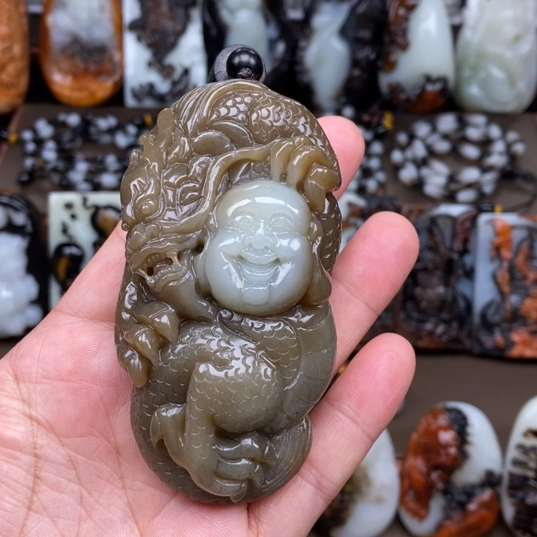 颈饰未镶嵌和田玉