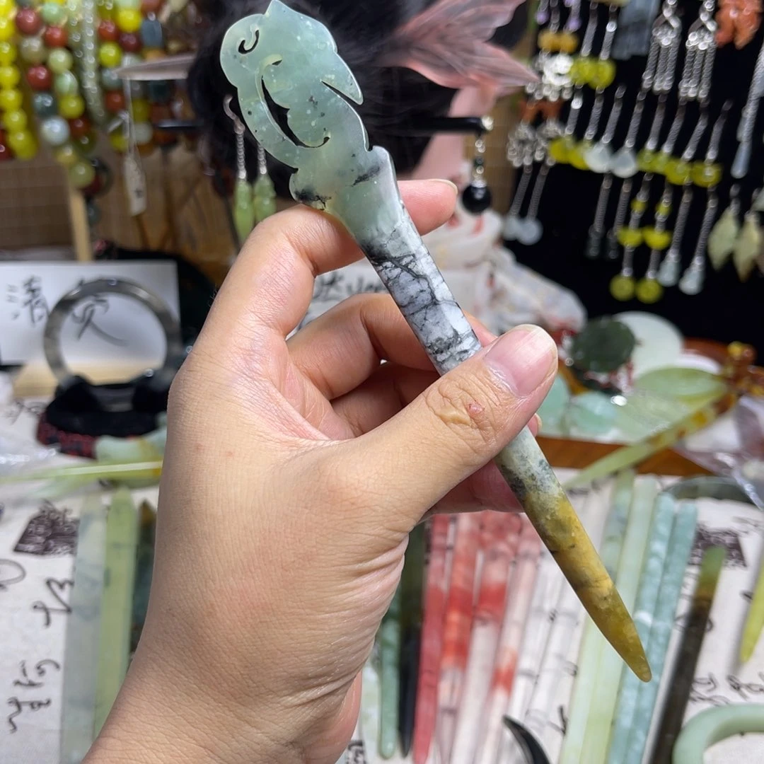 蛇纹石玉未镶嵌发饰