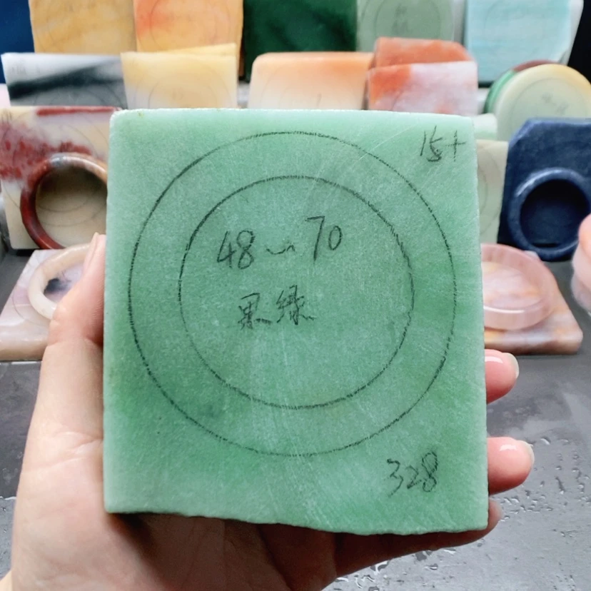 【闪购商品】定制石英质玉定制