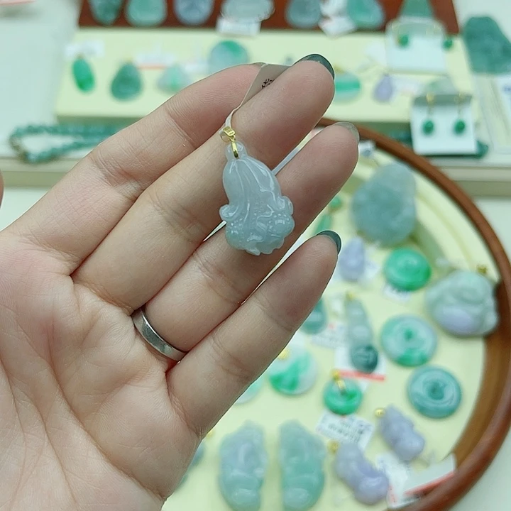 翡翠18K金镶嵌吊坠(不含链)