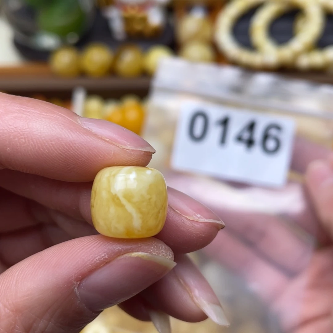 蜜蜡珠宝奇石未镶嵌粉➕皮色12.7